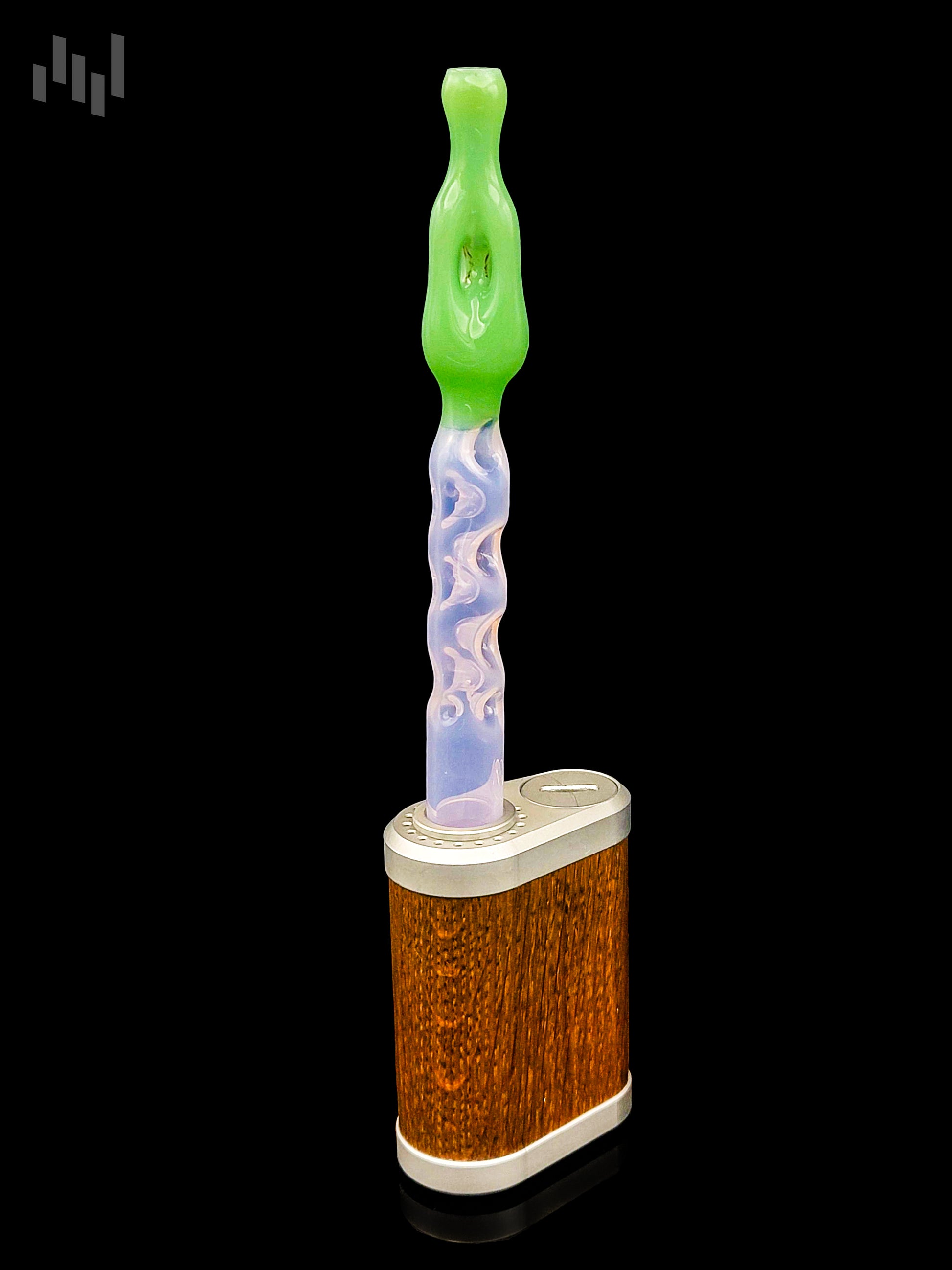 Image of the XL tinymight stem by Napglass, green tip with a pearlescent blue bottom